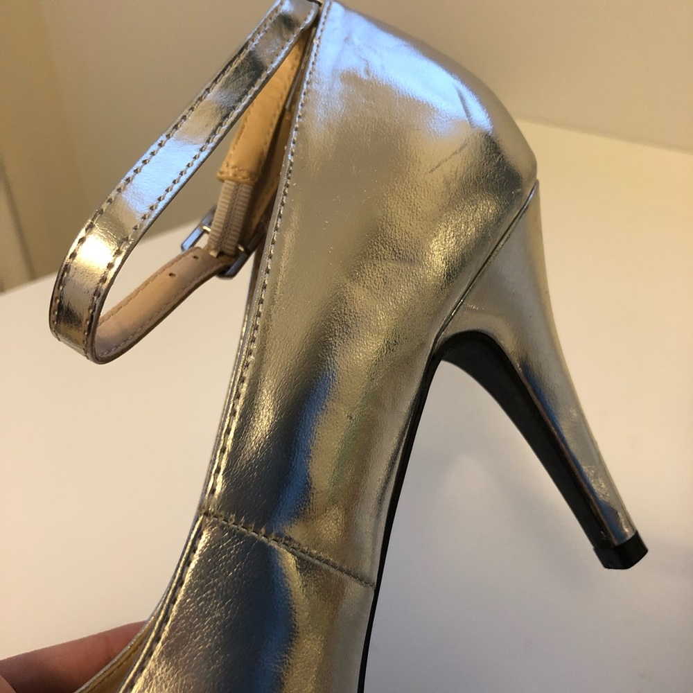 Cinderella Rhinestone Bow Ankle Strap  Pumps - Picture 16 of 16